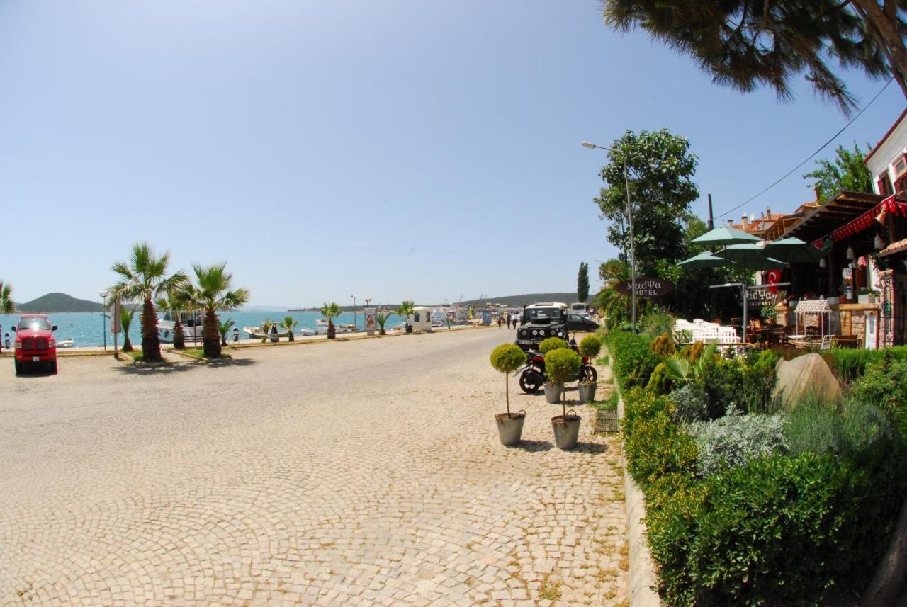 Aliye Hanim Hotel Ayvalik Exterior photo